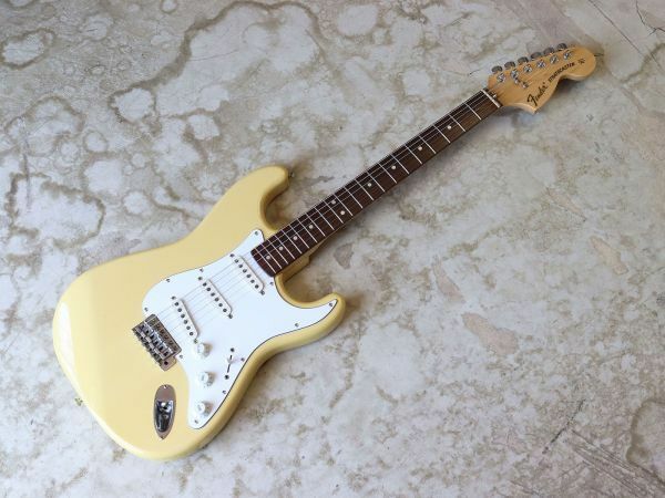 【中古】Fender Japan ST72 Nシリアル 【2024020001449】