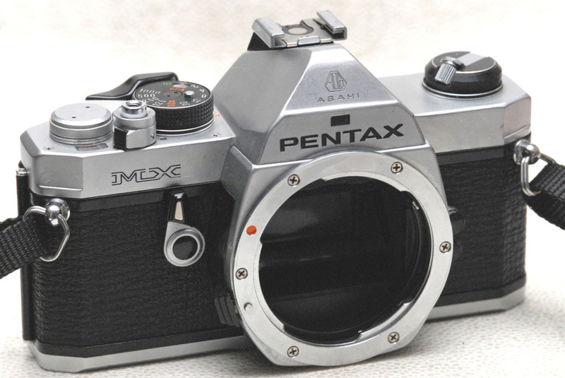 PENTAX ペンタックス 人気の高級一眼レフカメラ MX ボディ 希少な作動品 （腐食無し）