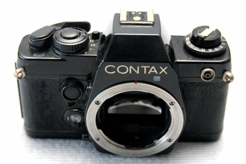 CONTAX コンタックスの名機・高級一眼レフカメラ 139 QUARTZボディ 希少な作動品（腐食なし）