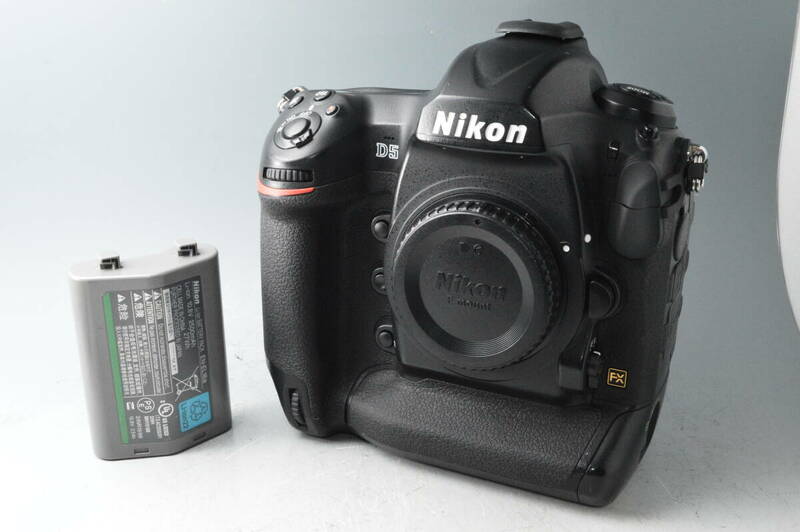 #a1510【美品】 Nikon ニコン D5 ボディ（CF-Type）
