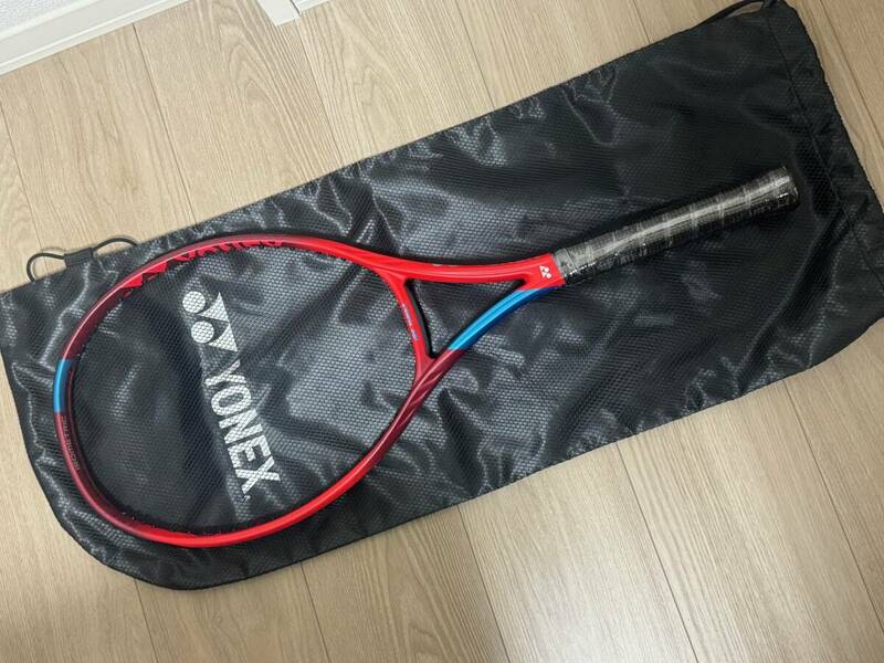 ■新品・未使用■YONEX・ヨネックス　V-CORE 100・Vコア 100　硬式テニスラケット　未張り　（605-028）