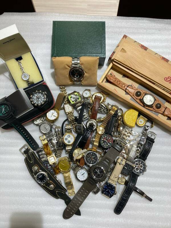 時計まとめ 日本メーカー 海外メーカー クォーツ 手巻き 腕時計 まとめ売り 現状渡し 動作未確認 ジャンク品 重量約3kg