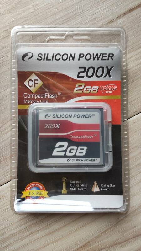 【新品】シリコンパワー　コンパクトフラッシュカード2GB