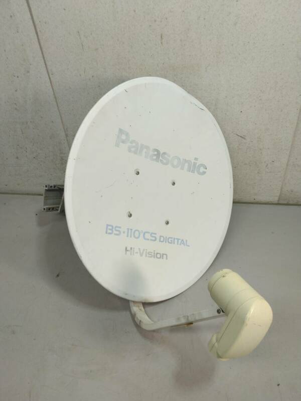 ☆Panasonic パナソニック BS・110度CSデジタルハイビジョンアンテナ TA-BCS40RK1！140サイズ発送