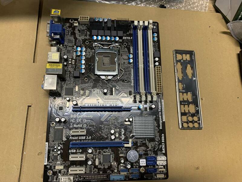 ①★中古品 BIOS確認 ASRock H67DE LGA1155　マザーボード IOパネル付属★