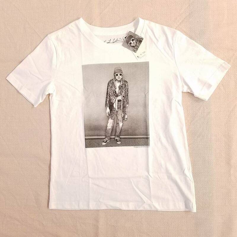 魅惑のバンドT特集! 10sデッド『GU(ジーユー) × Kurt Cobain(カート・コバーン)』WOMEN グラフィックTシャツ 白 L／ニルヴァーナ ロックT
