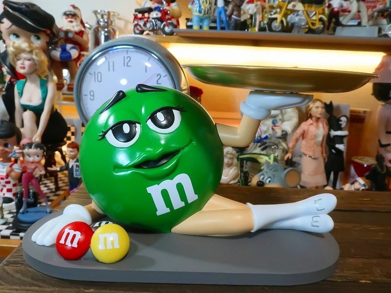 エムズアンドエムズ m&m's グリーンちゃん 店舗ディスプレイ 緑ちゃん