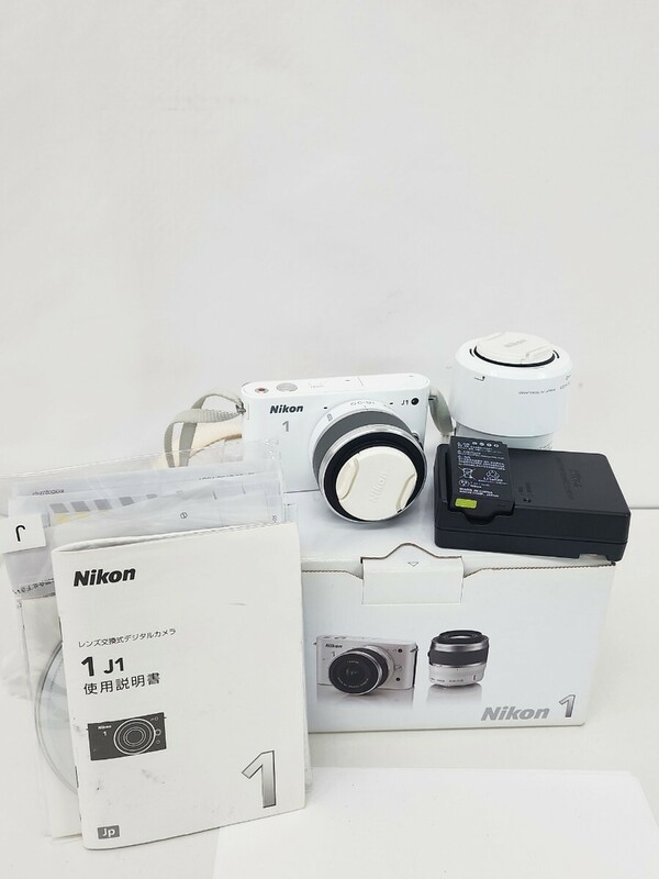 Nikon ニコン1 J1 デジタルカメラ　レンズNIKKOR10-30mm ボディ ホワイト #h1540