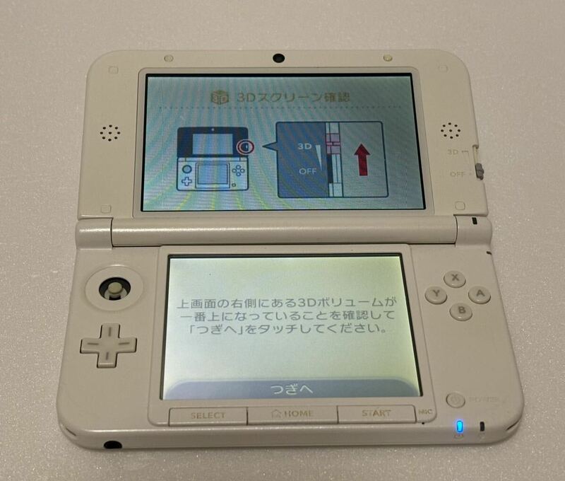 NINTENDO ニンテンドー 3DS LL ホワイト　SPR-001