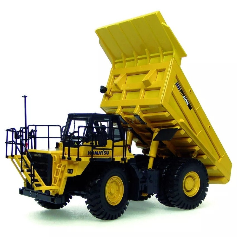 送料無料★Komatsu Dump Camion HD605 1:50 Universal Hobbies UH8009