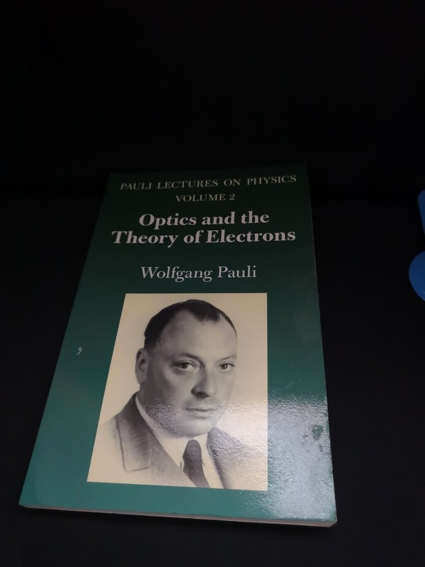 【中古 送料込】『Optics and the Theory of Electrons :Pauli Lectures on Physics Volume 2』著者　Wolfgang Pauli　◆N5-177