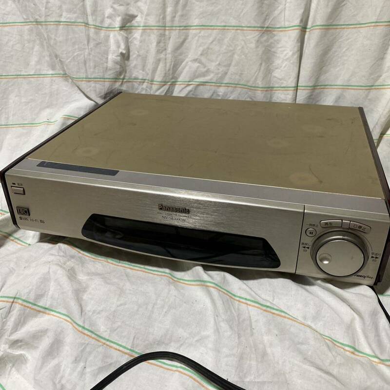 【T3】Panasonic NV-SB1000W S-VHSビデオデッキ