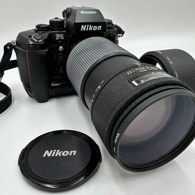 動作品 ニコン Nikon F4 + MB-21 フィルム一眼レフカメラ AF NIKKOR 80-200mm 1:2.8 ED レンズ 中古品 ジャンク 現状品