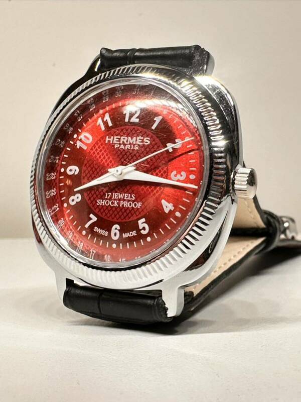 ヴィンテージ エルメスHERMES レッド文字盤 手巻き ユニセックス腕時計 ショックプルーフ ムーブメント 17jewels スイス製 再生品 