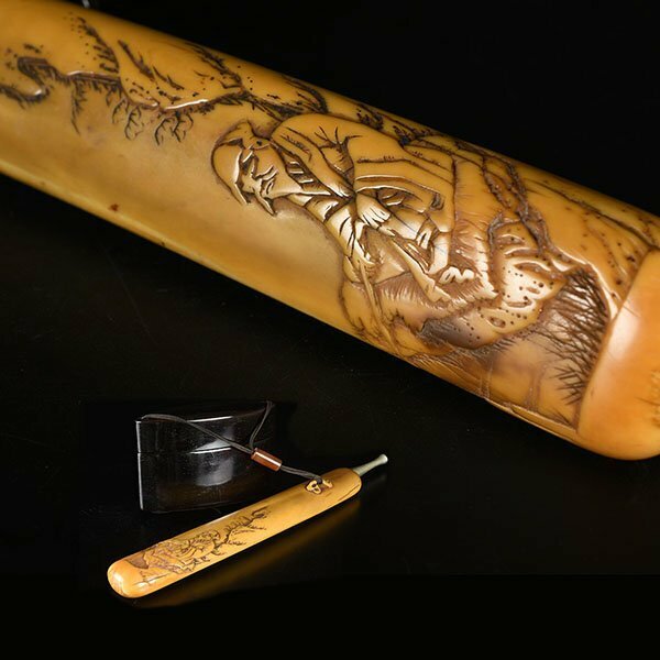 【加】1548e 時代 喫煙具 提げ物 海象人物彫刻 煙管入 / 花蝶図 煙管 / 漆塗 煙草入 / 緒締