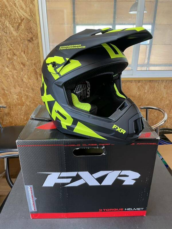 FXR ヘルメット M サイズ スノーモービル 新品 未使用品