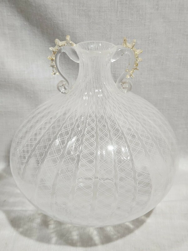 ベネチアンガラス　ムラーノガラス　ホワイトレース　花瓶　花器　フラワーベース　イタリア ガラス工芸 　ムラノ　