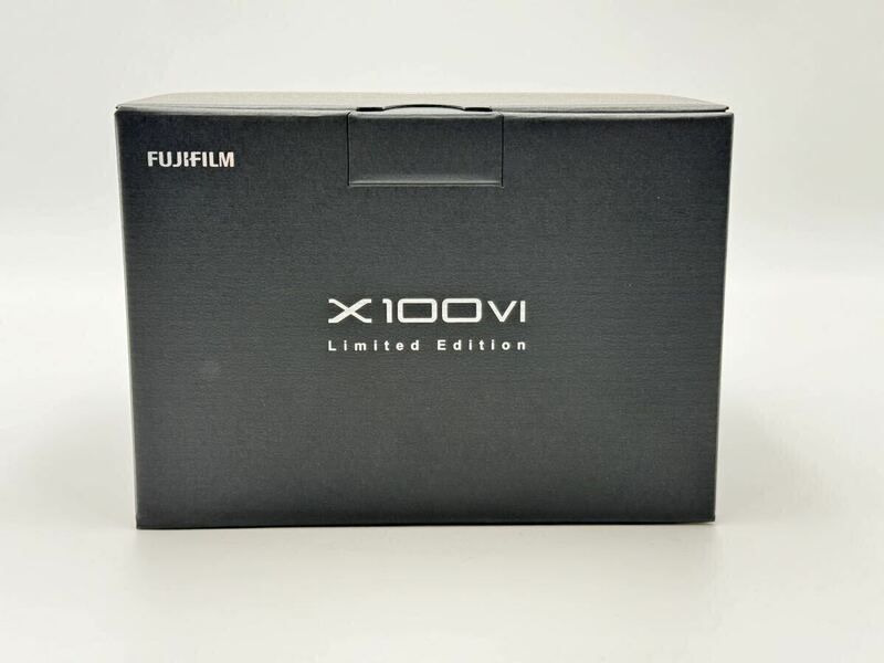 FUJIFILM X100VI 90周年 Limited Edition 富士フイルム　シリアルナンバー入り　限定品コンパクトデジタルカメラ シルバー 富士フィルム 