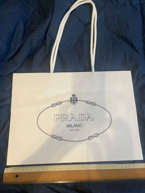 PRADA プラダ　紙袋　ショップ袋　ショッパー