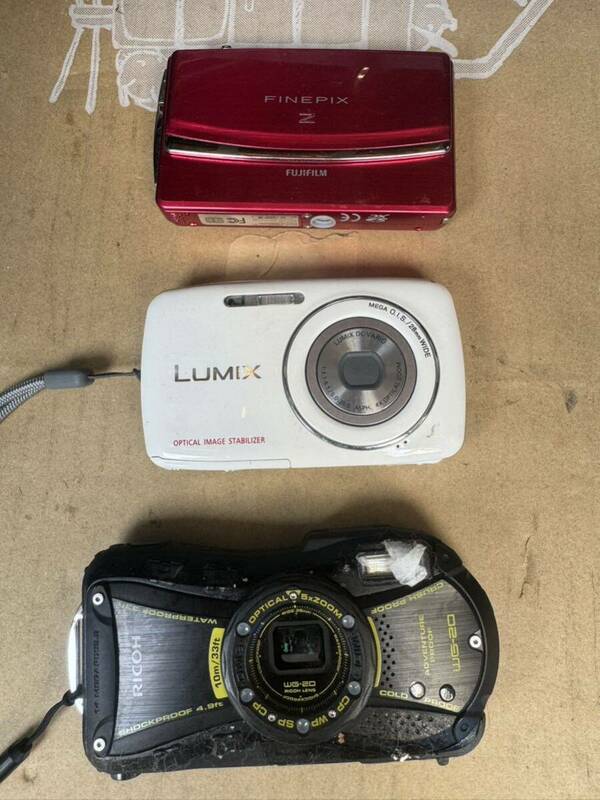 中古品　コンパクトデジタルカメラ LUMIX /DMC-S1 /FUJIFILM 5X WIDE / RICOH WG-20 /3点セット