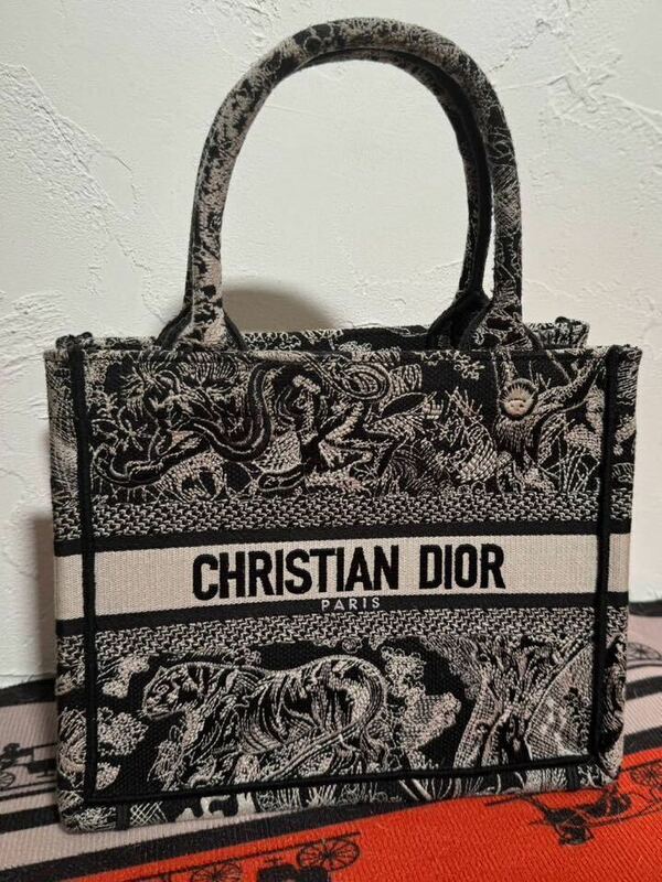 再出品！　クリスチャンディオール Christian Dior ブックトート トートバッグ キャンバス スモール