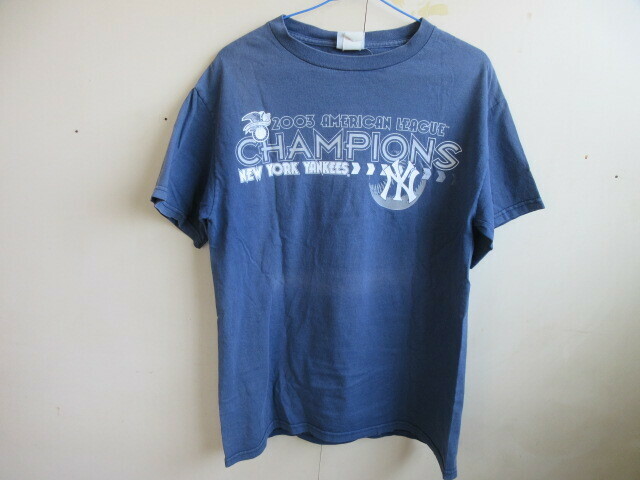  00s MLB ニューヨークヤンキース　Lee SPORT　クルーネック 　XLサイズ　Tシャツ