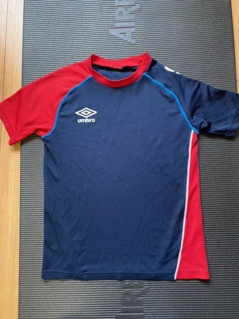 UMBRO アンブロ 半袖ドライTシャツ ジュニア150サイズ　キッズ　紺×赤　ビッグロ男の子 スポーツウェア 