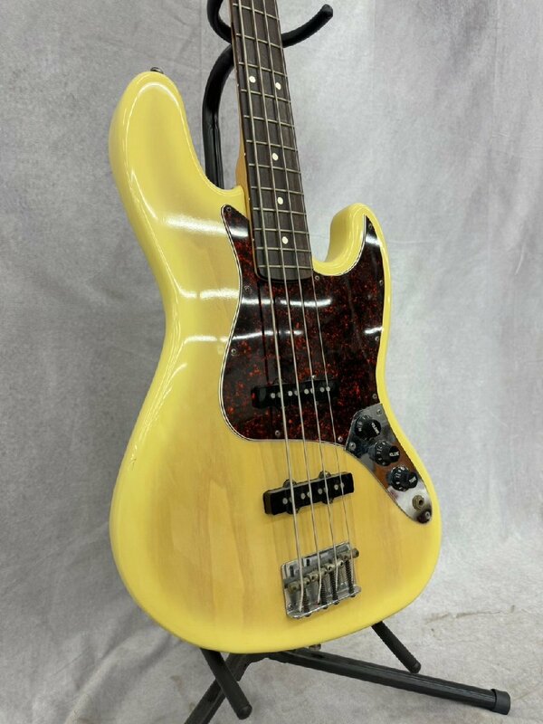 □t399　ジャンク★FENDER　フェンダー　USA JAZZ BASS Plus ＃N414635　ベース　本体のみ