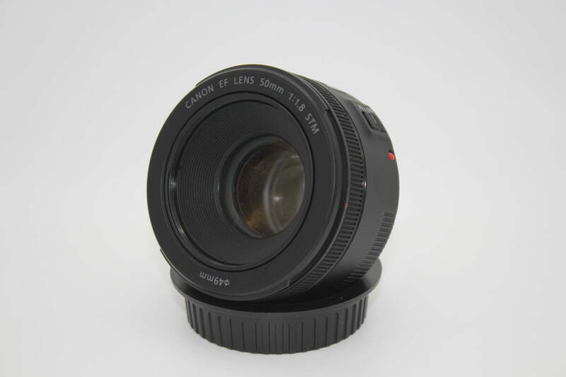 ★良品★ Canon キャノン EF 50mm F1.8 STM 単焦点レンズ　#599