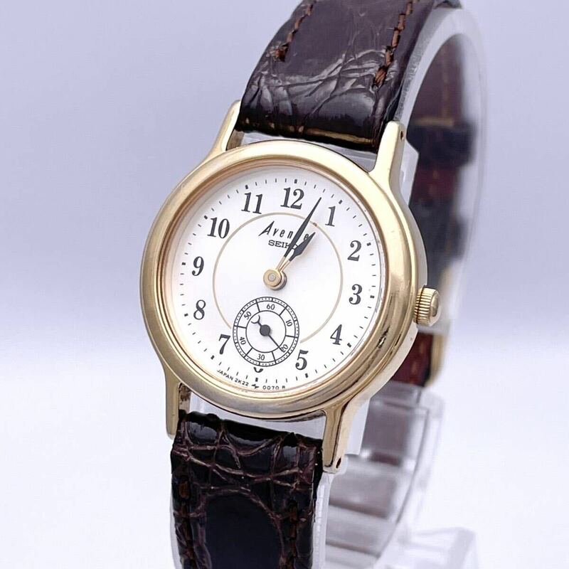 SEIKO セイコー Avenue アベニュー 2K22-0080 腕時計 ウォッチ クォーツ quartz スモセコ ホワイト文字盤 金 ゴールド P558