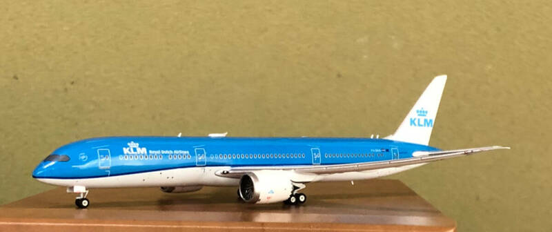 1/400 Phoenix Models KLM（ＫＬＭオランダ航空）B787-9/PH-BHA