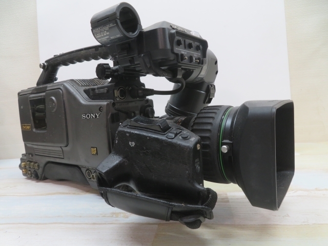 ●●SONY DSR-300A 業務用ビデオカメラ ソニー DVCAM カムレコーダー パーツ取り ジャンク USED 95137●！！