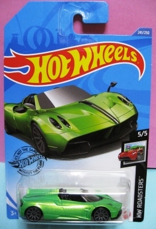 HOTWHEELS パガーニ・ウアイラ ロードスター