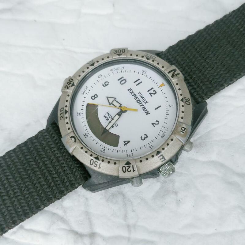 不動品　TIMEX　タイメックス　時計