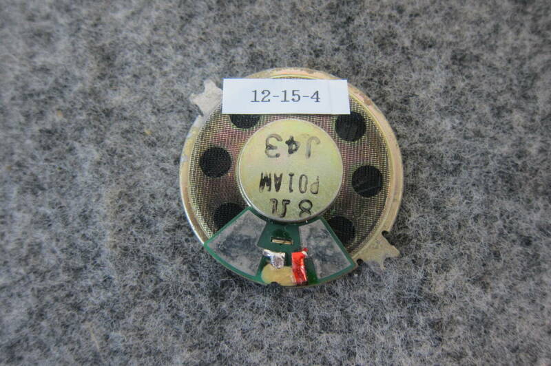 小型スピーカー 36mm ８Ω 0.2W程度 厚み5.5mm SONY RF-H565ラジオからの撤去品 12-15-4