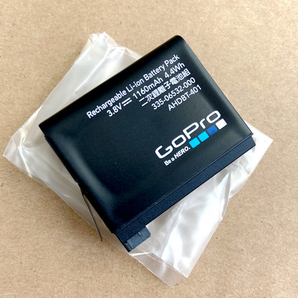 【GoPro 純正】 HERO 4用 充電池 バッテリー (AHDBT-401) 新品未使用.