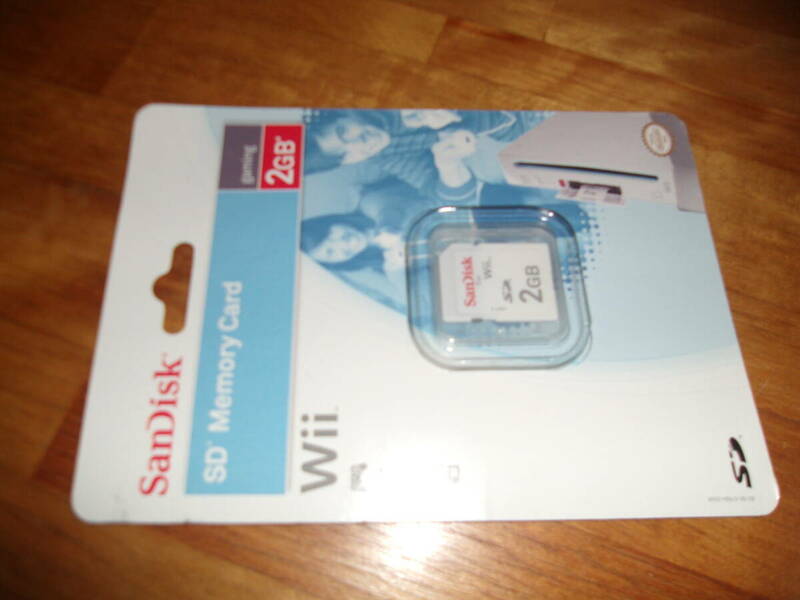 SanDisk SDメモリーカード　2GB　(wii)