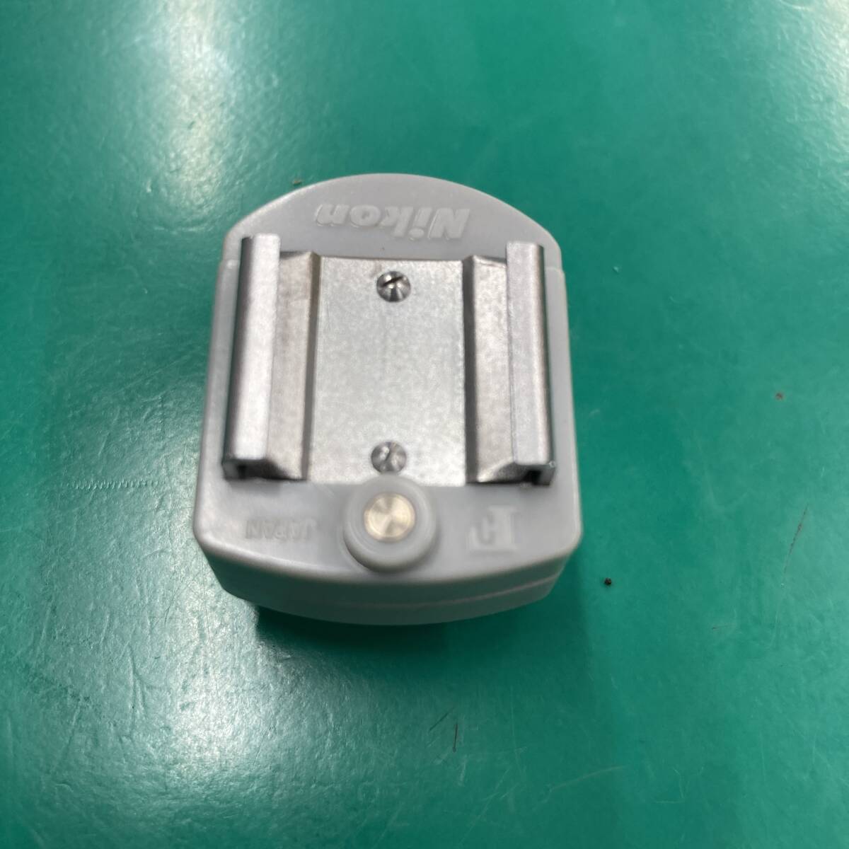 ★ Nikon シューアダプター 中古品 F568