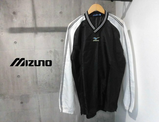 美品 MIZUNO ミズノ ロゴワッペン ピステトップ O/ピステシャツ/プルオーバー ナイロンジャケット/メンズ/黒 白/野球 ベースボール