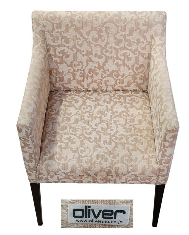 岩②【引取可/愛知】oilver オリバー 椅子 １人掛け １人掛けソファー 布地 チェア アームチェア 木製 240529
