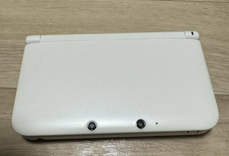Nintendo 3DS LL 本体 ニンテンドー 任天堂 ホワイト　ニンテンドー3DSLL NINTENDO 送料無料