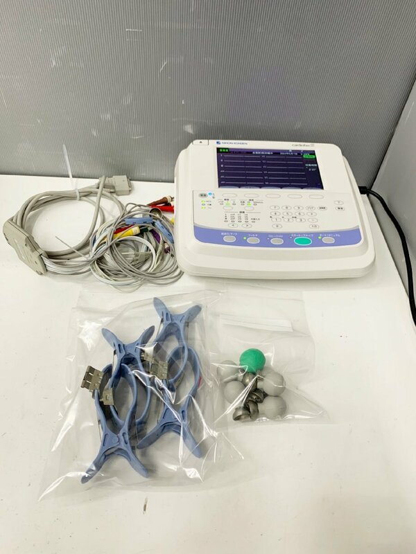 日本光電　多機能心電計　心電計　ECG-2250 NIHON KODEN