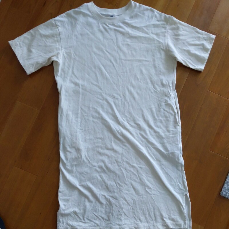 ユニクロ　Tシャツ ワンピース 半袖 ロング　ホワイト　Mサイズ 