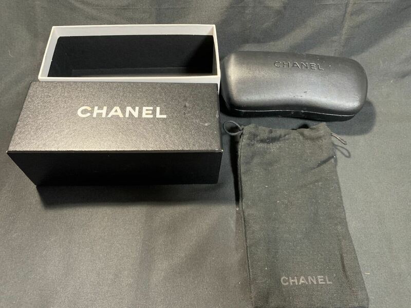 【ジャンク】CHANEL シャネル メガネケース 空箱 ダメージあり 眼鏡ケース 黒