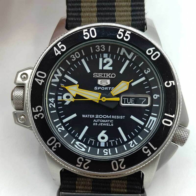 【中古】セイコー セイコー5 スポーツ ダイバーズ デイデイト 腕時計 7S36-01E0 メンズ SEIKO 自動巻