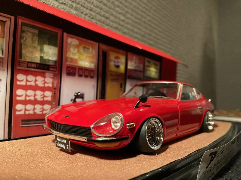 1/24 国産名車コレクション　240Z カスタム　ジオラマ　クリアケース付　旧車