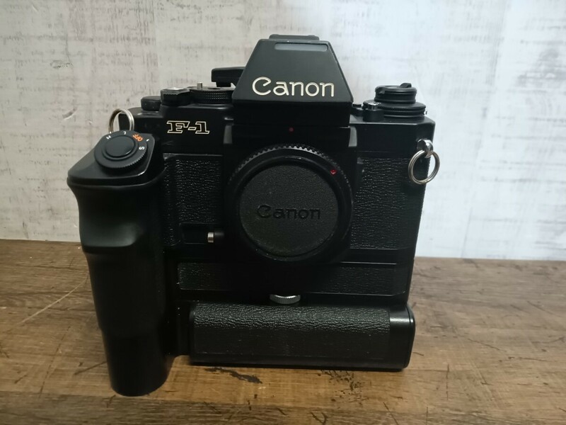 C28 Canon NEW F-1 モータードライブ付き　ボディ キヤノン フィルムカメラ　ジャンク
