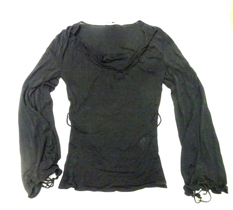 ◆ 本物 グッチ GUCCI 長袖カットソー 黒 レディース 重ね着等に 袖口は絞れます XS ◆350円で発送可能◆
