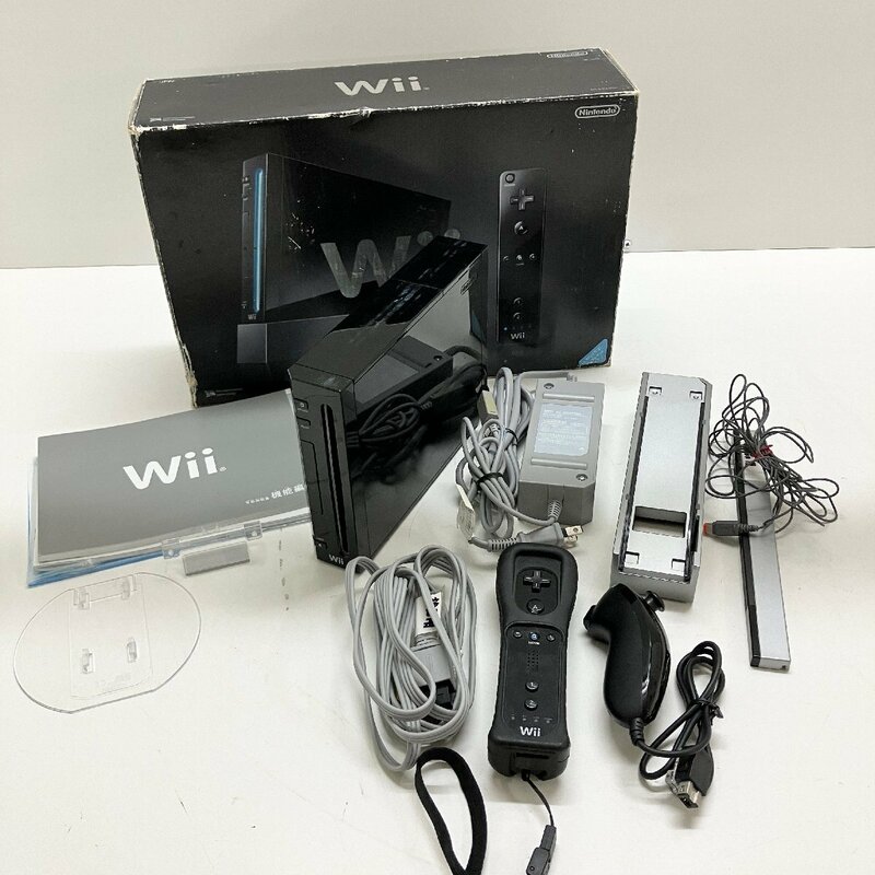 ◆【ジャンク】Nintendo 任天堂 RVL-001 RVL-S-KJ (JPN) Wii 本体 コントローラー ヌンチャク その他備品付き 現状品 (E2)N/S60527/3/3.2