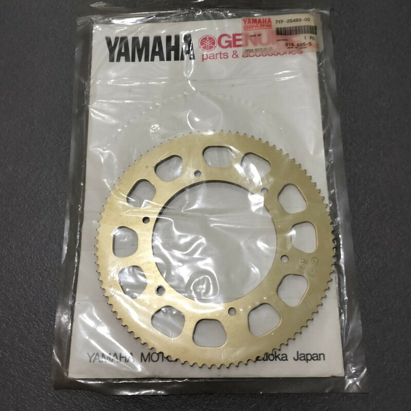 未開封 YAMAHA　純正部品　スプロケット 7YF-25489-00 GEAR 89T 1PC K920208A 816 685-5 MADE IN JAPAN GENUINE　パーツ AFAM89